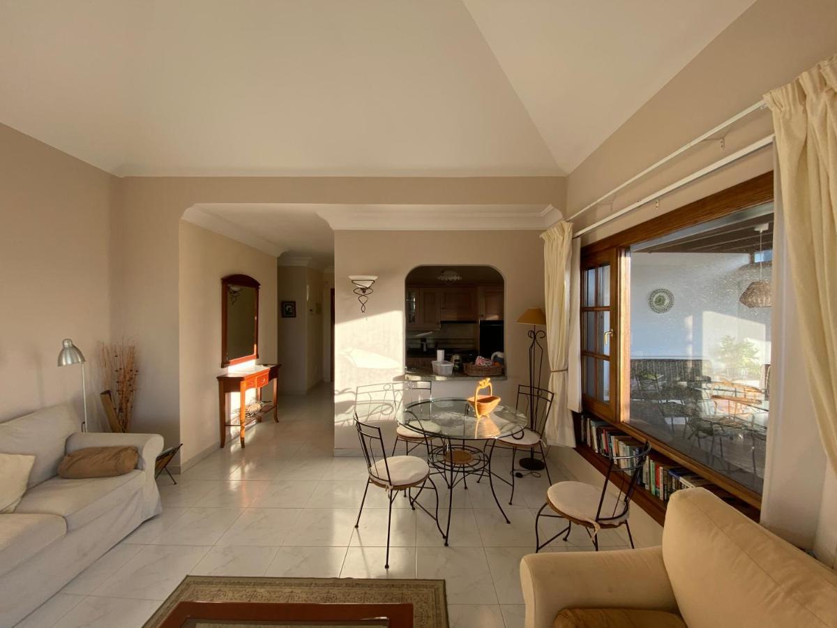 Villa Isa Sea Views 플라야블랑카 외부 사진